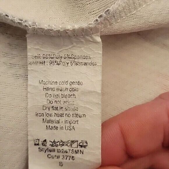 Pink Lily floral fit and flare zip up back dress, size S - Picture 6 of 6